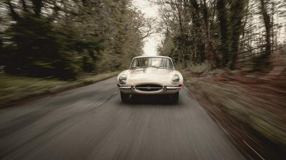 Jaguar E-Type - Series 1 Chassis 911 Fixed Head Coupe